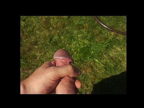 ❤️ Hot hottie får den rosa fitten hennes knullet og kommer med en sprut i en sommerhage ❤️❌ Pornovideo på porno no.com-porn-zog.ru ❌
